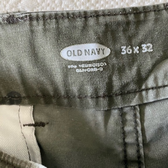 Men’s Old Navy Camouflage Cargo Pants 36x32 - Picture 5 of 6